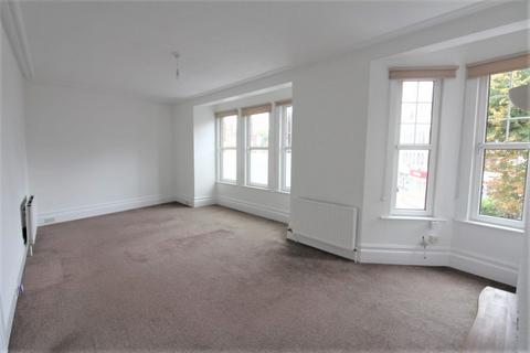 2 bedroom flat to rent, Green Lanes, Winchmore Hill N21 3RX