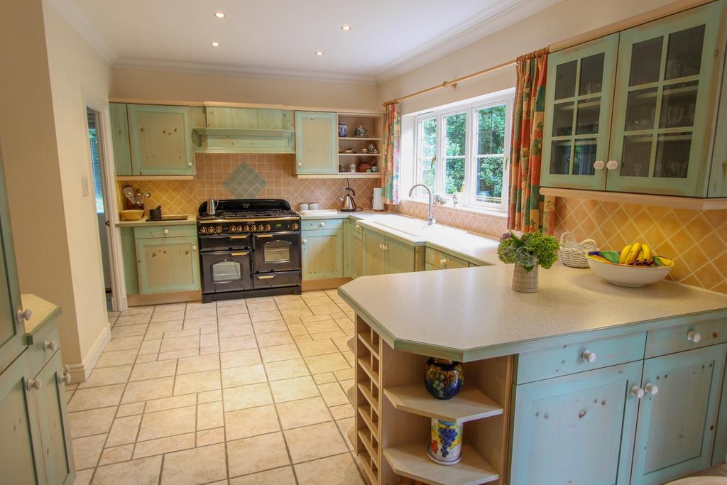 Kitchen/Breakfast Room