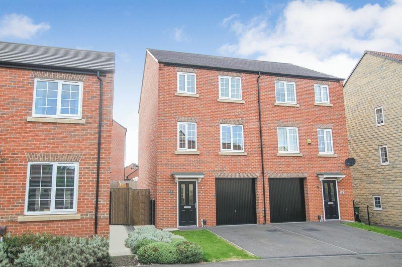 Weavers Way, South Normanton... 4 bed semidetached house £230,000