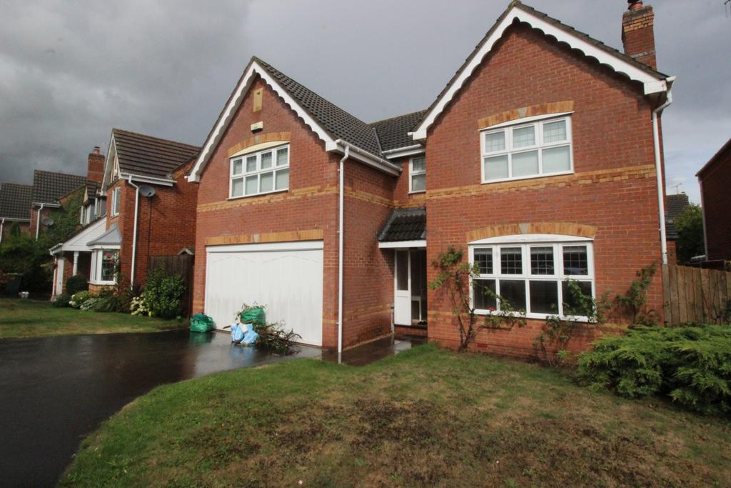 Kingswood Road, Monmouth, NP25 4 bed detached house to rent £1,500