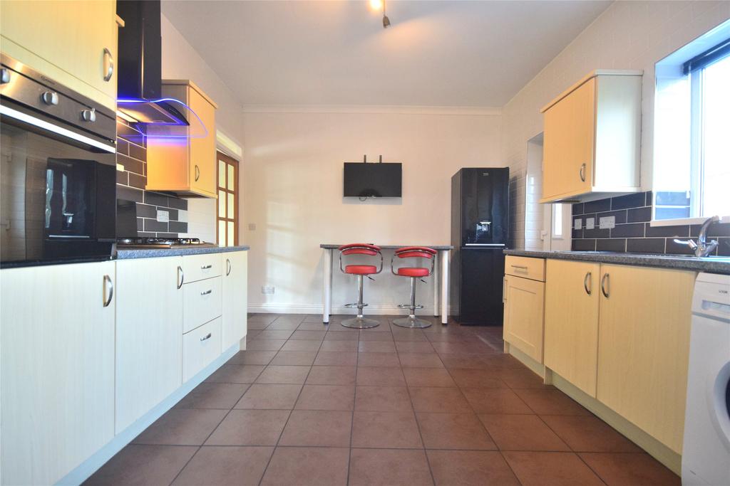 Victory Cottages, Dudley, Newcastle... 2 bed end of terrace house £