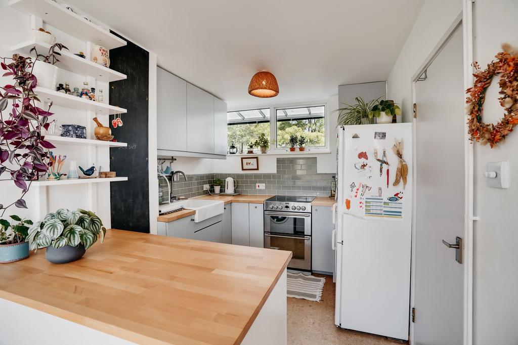 Bermuda Road, Cambridge, CB4 2 bed £325,000