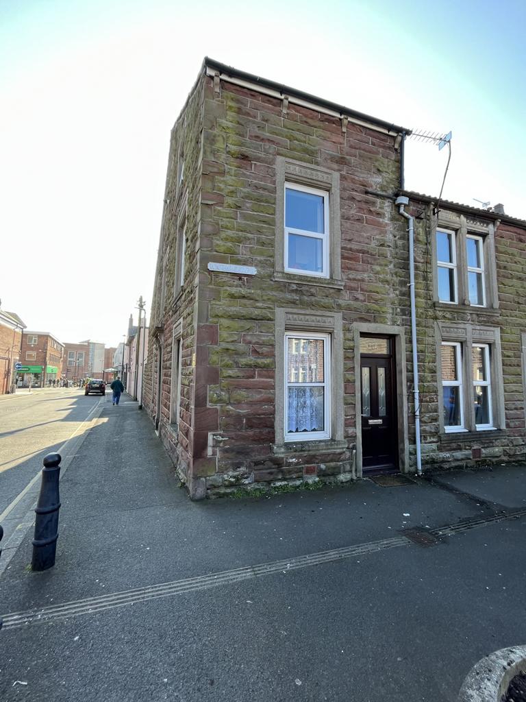 2 Bedroom Flat