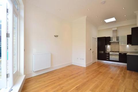 2 bedroom apartment for sale - Brecknock Road, Tufnell Park, N7