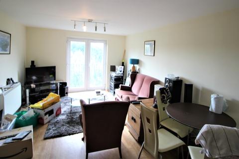 2 bedroom flat for sale - Clough Gardens, Haslingden, BB4