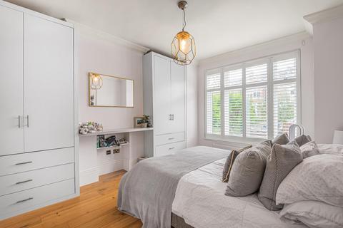 2 bedroom flat for sale - Dornton Road, Balham