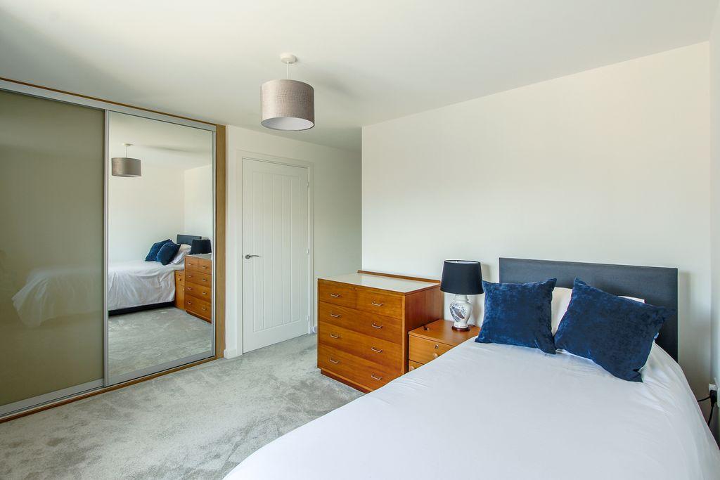 Bedroom 2 (Double)