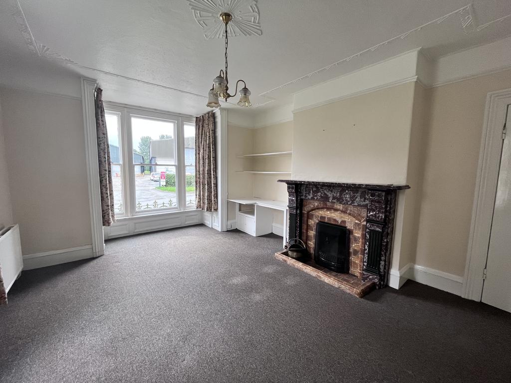Skerne Road, Driffield 4 bed house £995 pcm (£230 pw)
