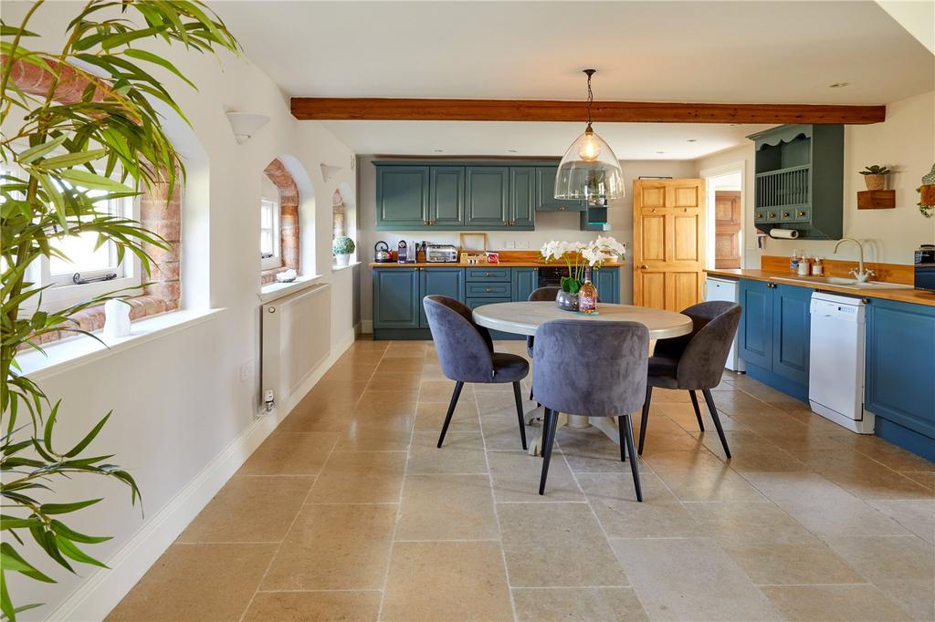 Cottage Kitchen