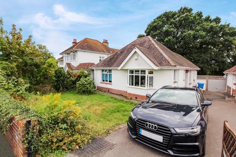 2 bedroom detached house to rent, Austin Avenue, Lilliput, Poole