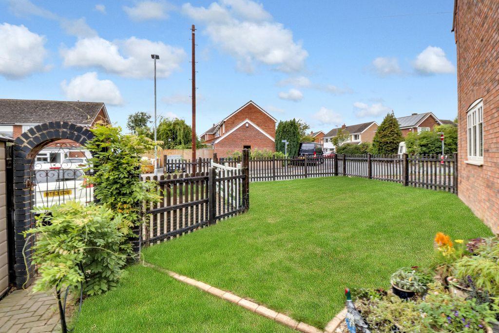 Garden at Side