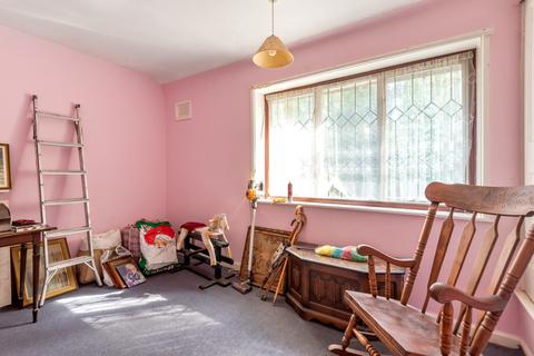 34 Charminster Road, London, SE9 4BT