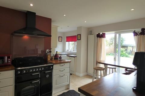 2 Castle Meadows, Snape, Bedale, DL8 2TT