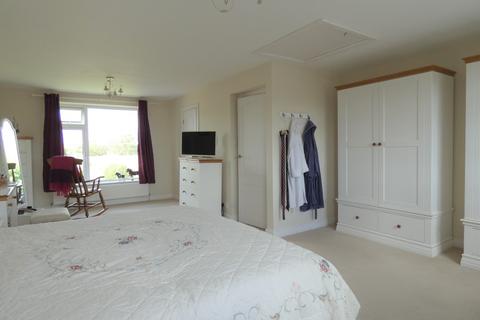 2 Castle Meadows, Snape, Bedale, DL8 2TT
