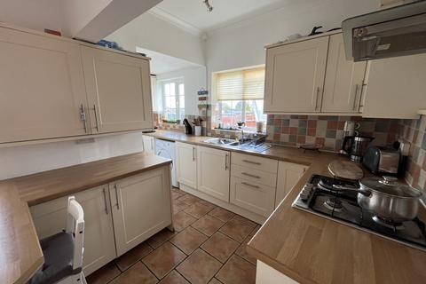 3 bedroom semi-detached house for sale - Maidenway Road, Paignton