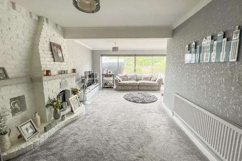 Treelawn Broom Road, Hullbridge, Hockley, SS5 6HN