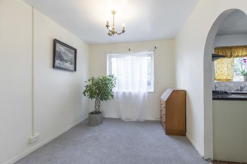 3 bedroom semi-detached house for sale - Upper Churnside, Cirencester GL7 1AL