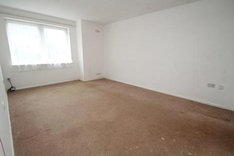 1 bedroom ground floor flat for sale - Irvine Road, Littlehampton