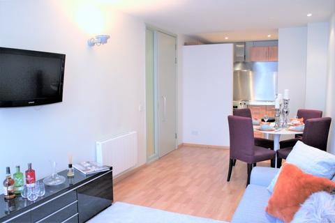 1 bedroom apartment to rent - Lawrence House, City Road, Clerkenwell, London, EC1V
