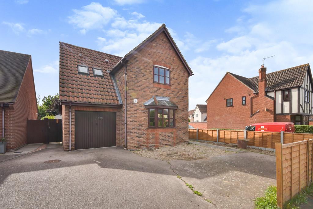 Eastwood Drive, Highwoods, Colchester 4 bed detached house £1,495 pcm (£345 pw)