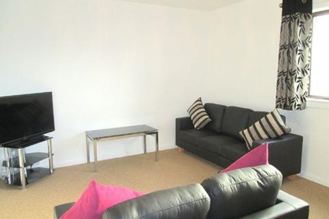 2 bedroom flat to rent, Dinbaith Place, Aberdeen
