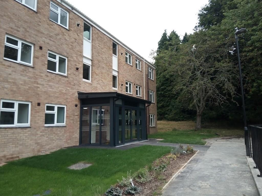Pepper Place, Warminster 2 bed apartment to rent £850 pcm (£196 pw)