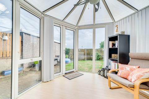 41 Cedar Drive, Wyke, Bradford, BD12 9HL