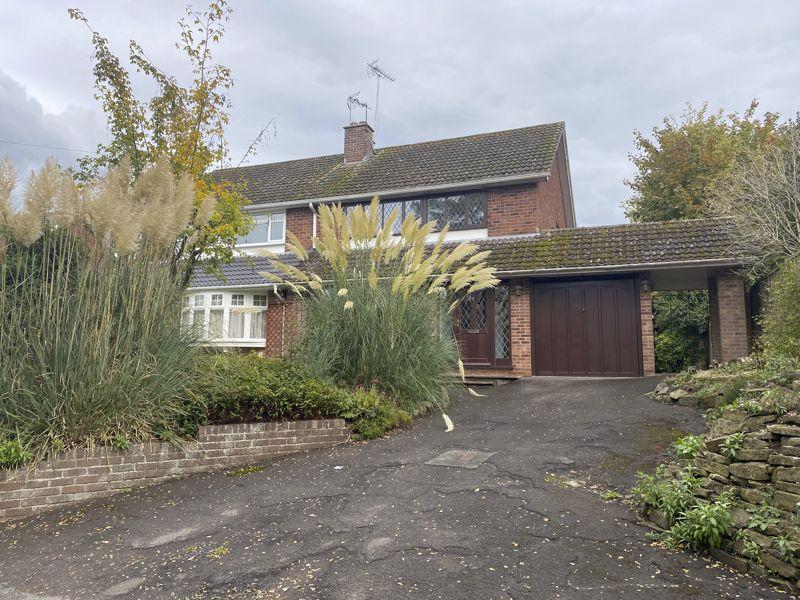 Clive Road, Pattingham 3 bed semidetached house £1,350 pcm (£312 pw)