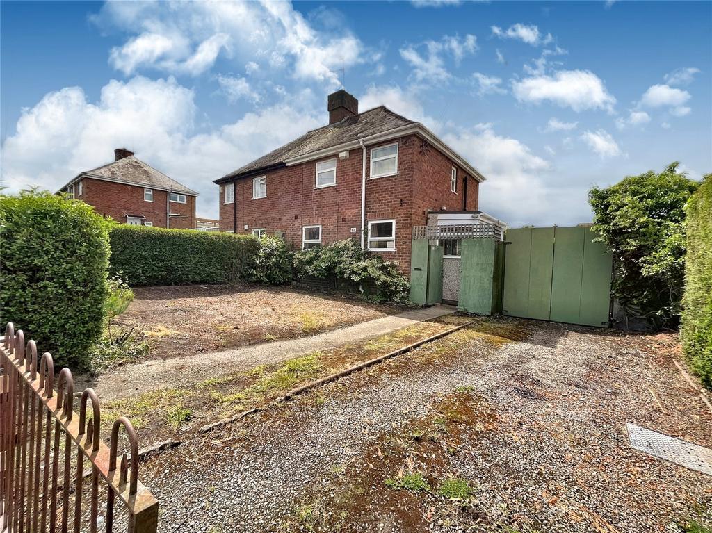 12 Grove Road, Overdale, Telford, Shropshire 3 bed semidetached house