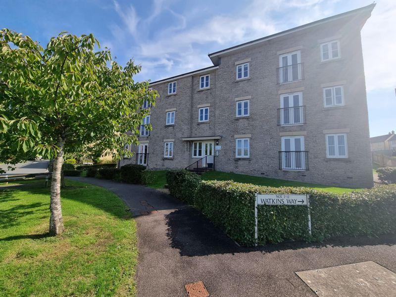 Watkins Way, Bideford 2 bed apartment £695 pcm (£160 pw)