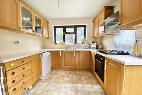 11 Haig Close, Sutton Coldfield, B75 6PJ