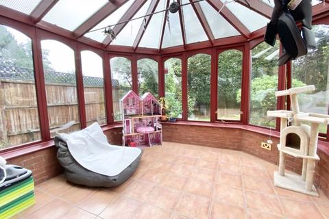 11 Haig Close, Sutton Coldfield, B75 6PJ