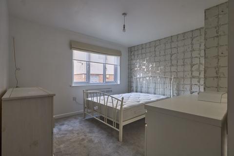 2 bedroom apartment to rent, North Street, Exeter