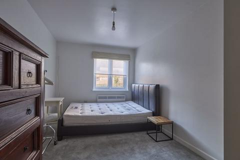 2 bedroom apartment to rent, North Street, Exeter