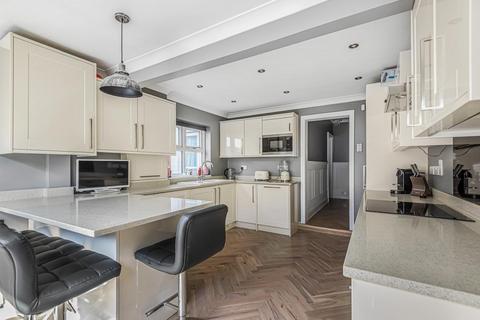 3 Amesbury Road, Bromley, BR1 2QJ