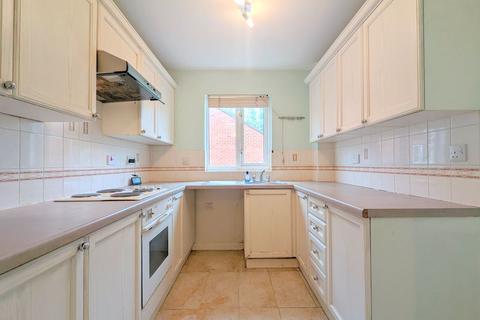 49 Trevithick Close, Feltham, TW14 9XJ