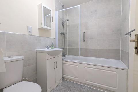 49 Trevithick Close, Feltham, TW14 9XJ