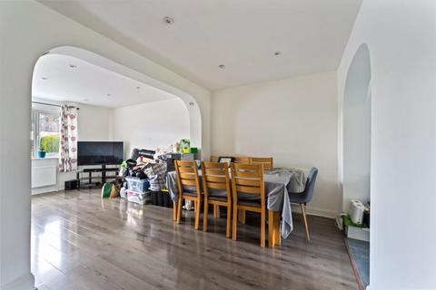 4 bedroom end of terrace house for sale, Browning Avenue, Worcester Park