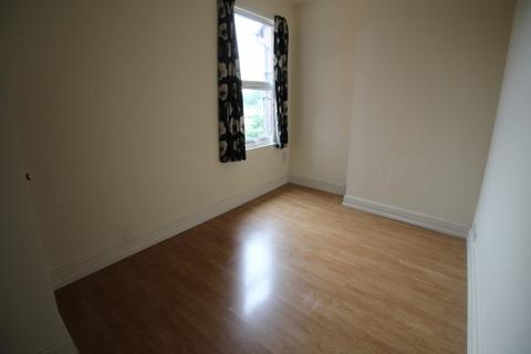 1 bedroom flat to rent, Emscote Road, Warwick