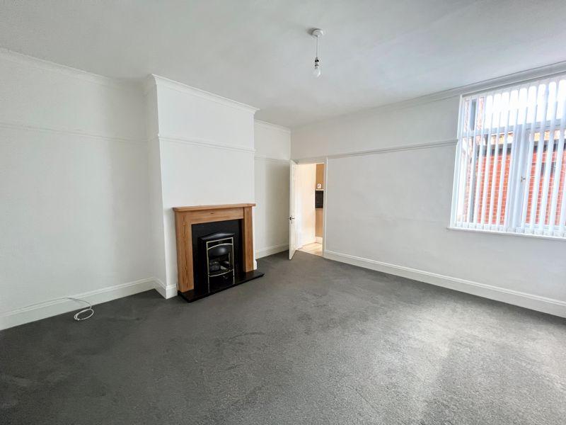 Salisbury Avenue, North Shields 2 bed apartment £700 pcm (£162 pw)