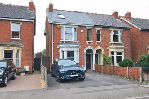 4 bedroom semi-detached house for sale - Lansdown Road, Gloucester