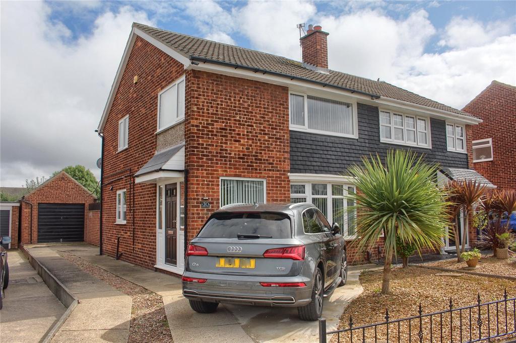 Hesleden Avenue, Acklam 3 bed semidetached house £179,000