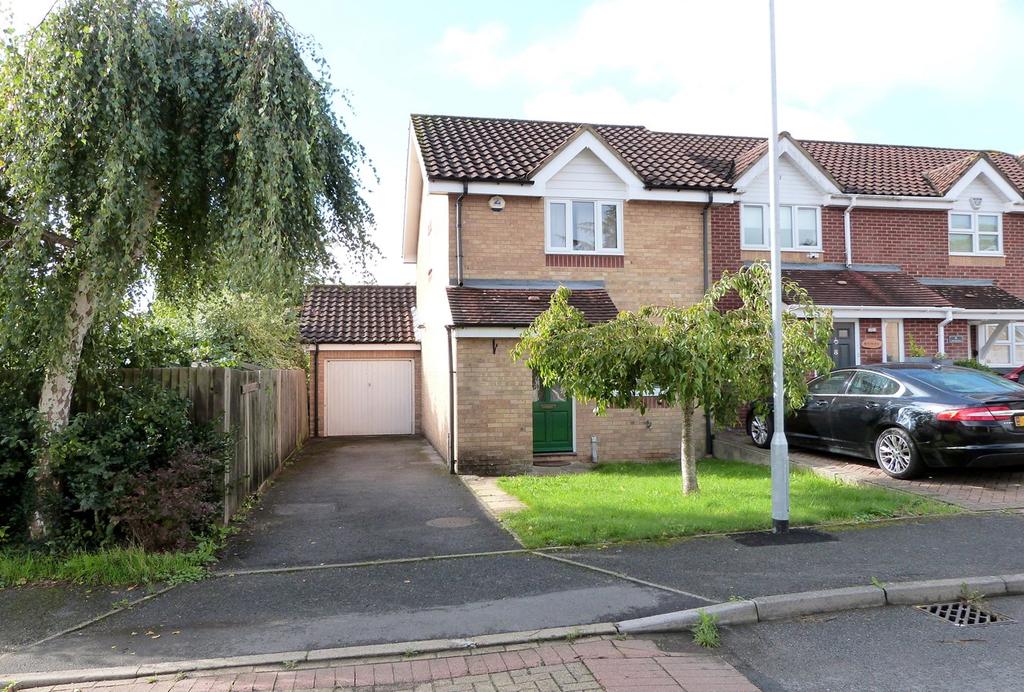 Dexter Road, Harefield, UB9 2 bed end of terrace house for sale £440,000