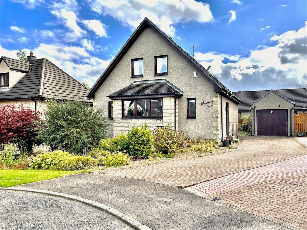 35 Auld Mart Road, Kinrossshire, Milnathort, KY13 4 bed detached villa