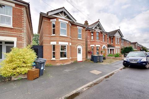 4 bedroom detached house for sale, Markham Road, Bournemouth