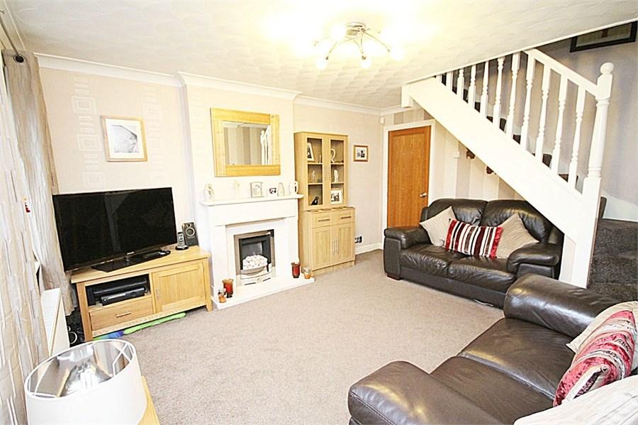 Moorings Close, Ince, Wigan, WN1 2 bed semidetached house £675 pcm (£156 pw)