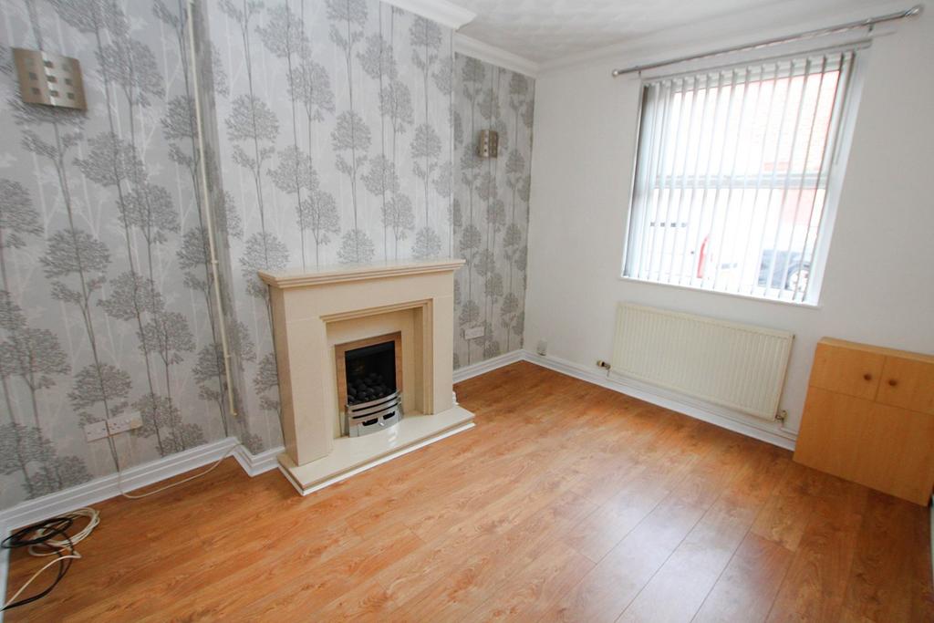 Oldham Street, Warrington, WA4 2 bed terraced house £775 pcm (£179 pw)