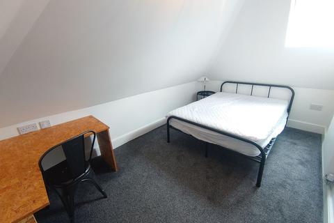 5 bedroom flat to rent - Flat 2,  Boaler Street, Liverpool