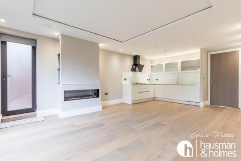 2 bedroom flat for sale, The Grove, NW11