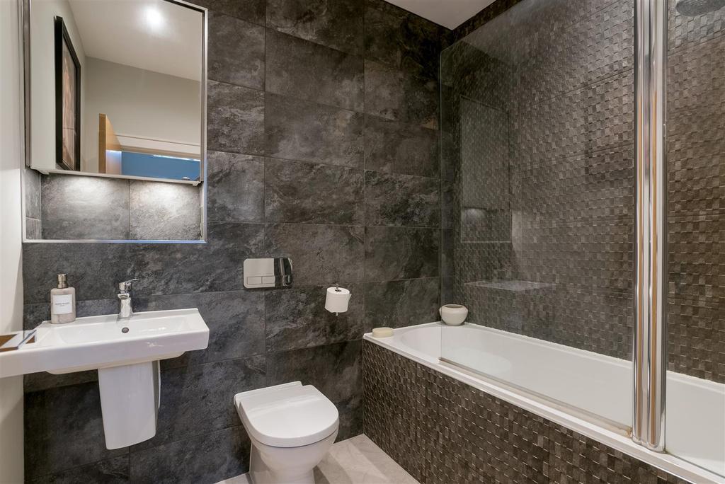 42 Cloister Way-15.jpg